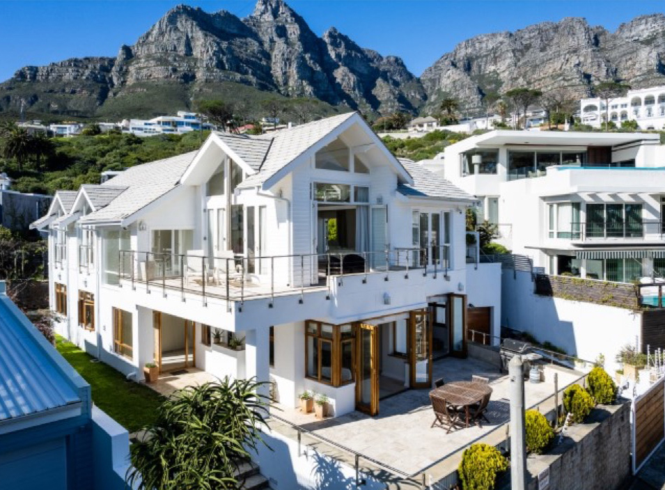 Cape Star - Camps Bay is calling